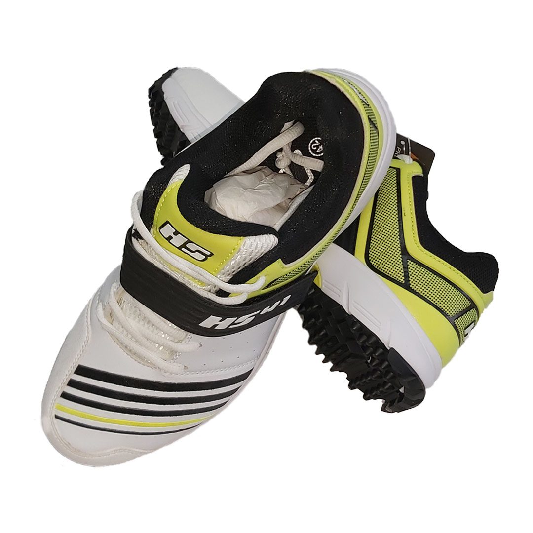 Cricket Shoes & Spikes