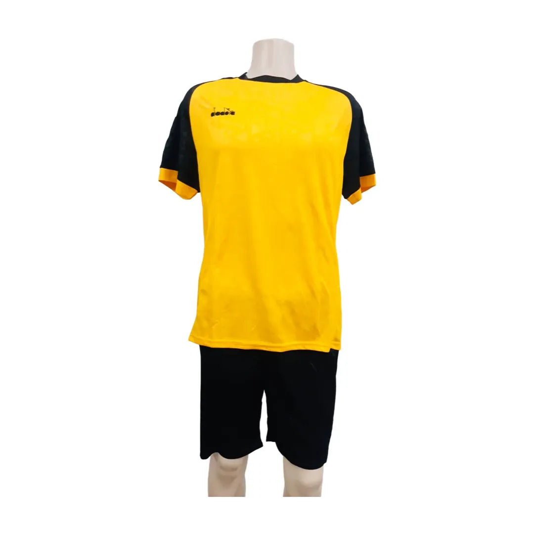 Diadora Amarosa | Soccer Kit | Set of 14 | Gold/Black