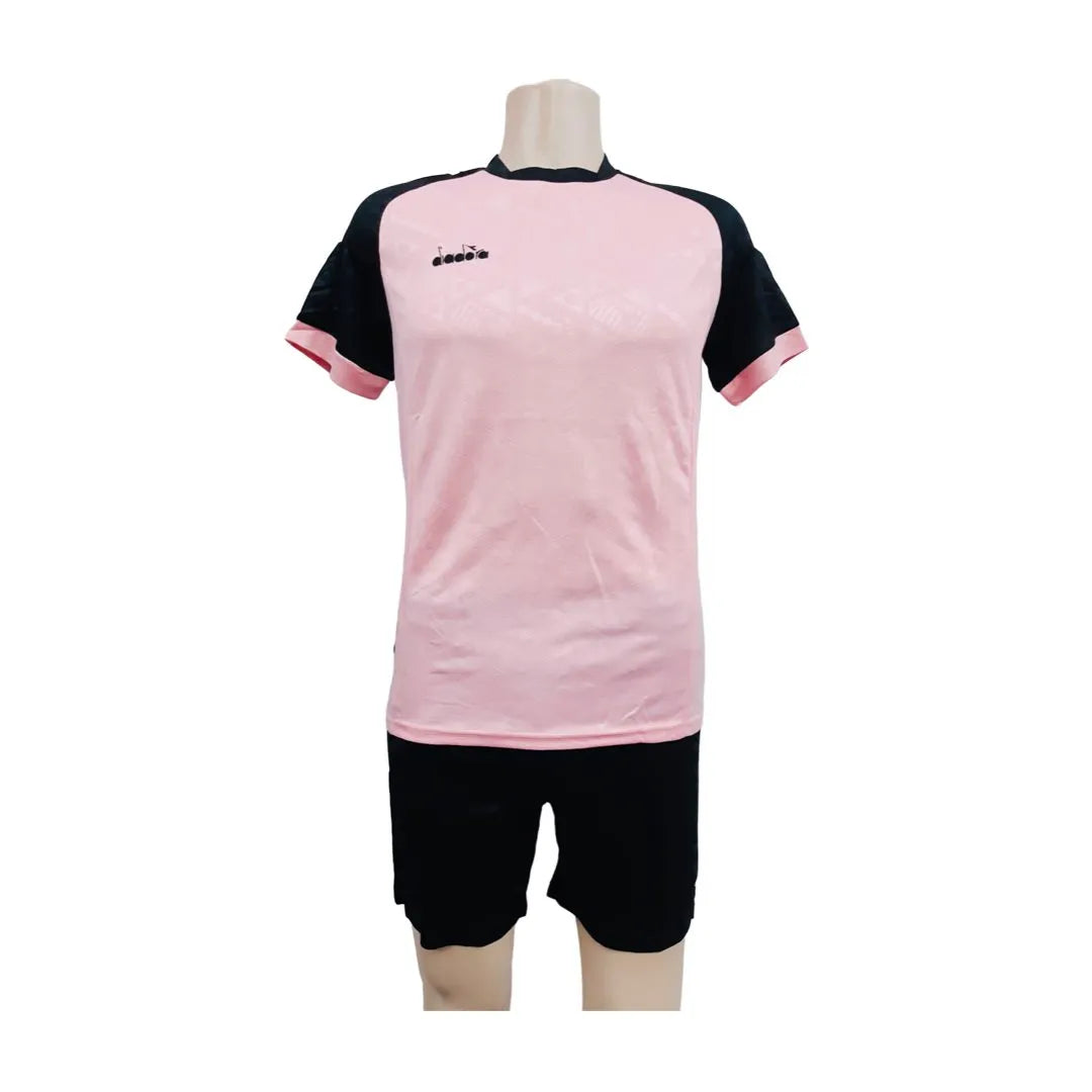 Diadora Amarosa | Soccer Kit | Set of 14 | Pink/Black